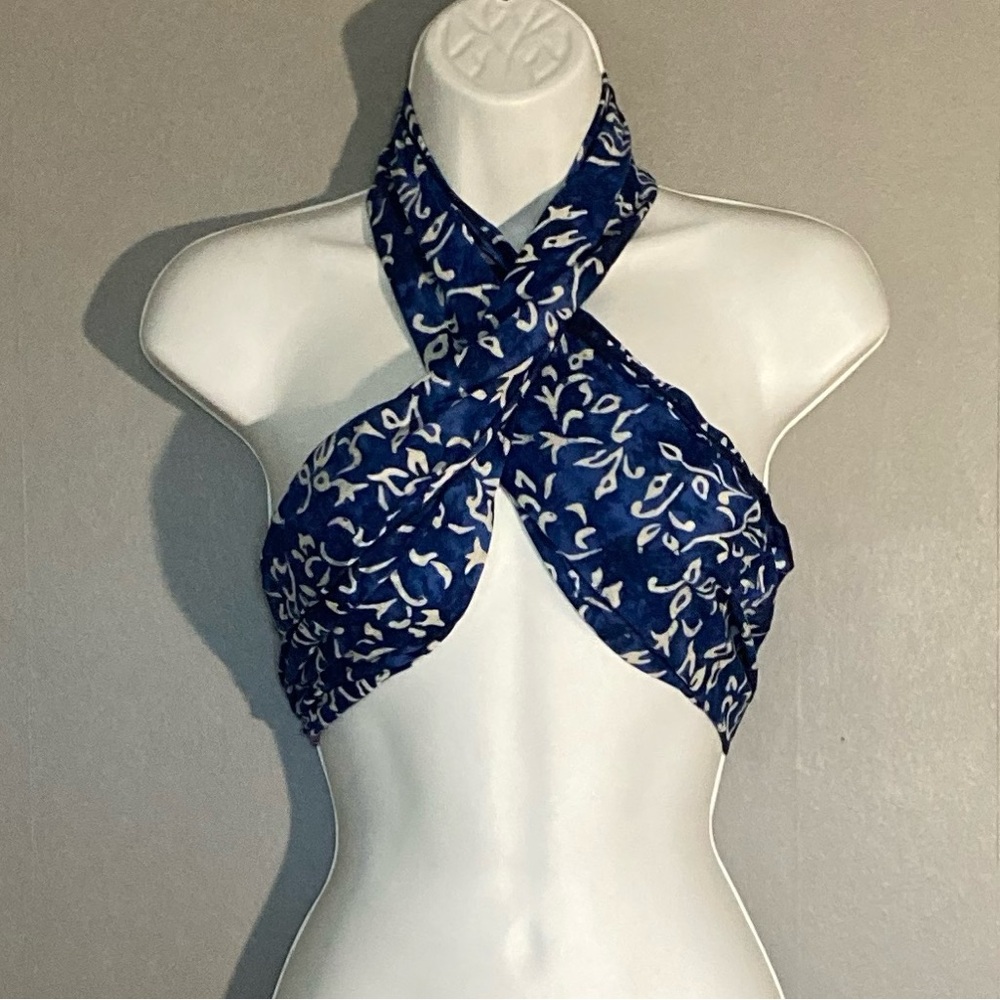 Mini blue batik sarong scarf - Picture 4 of 5